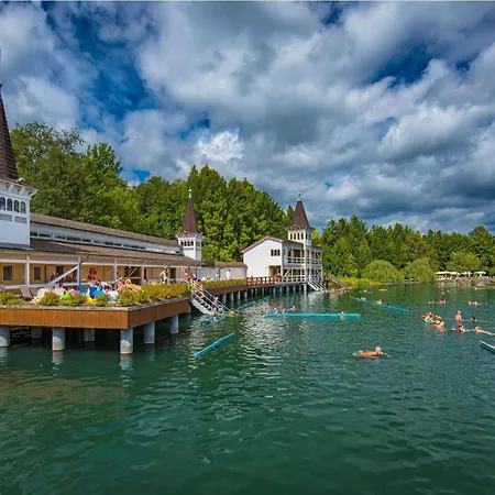 Auf Grossem Gartengrundstueck By Interhome 切尔塞格托毛伊