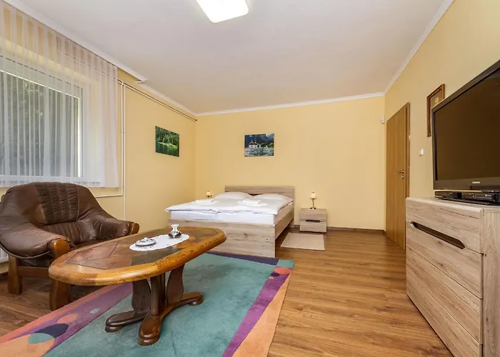 Auf Grossem Gartengrundstueck By Interhome * 切尔塞格托毛伊