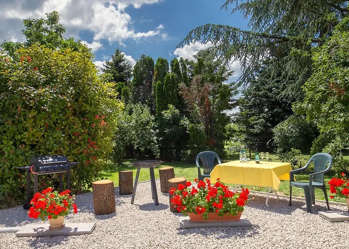 Auf Grossem Gartengrundstueck By Interhome * 切尔塞格托毛伊