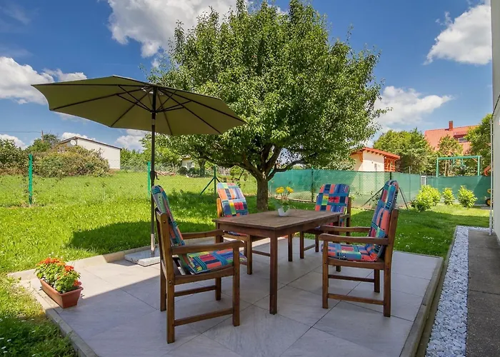 Auf Grossem Gartengrundstueck By Interhome