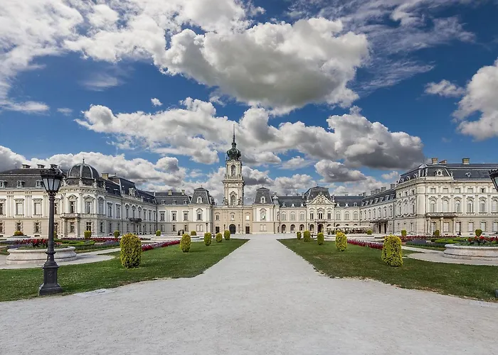 公寓 Auf Grossem Gartengrundstueck By Interhome *